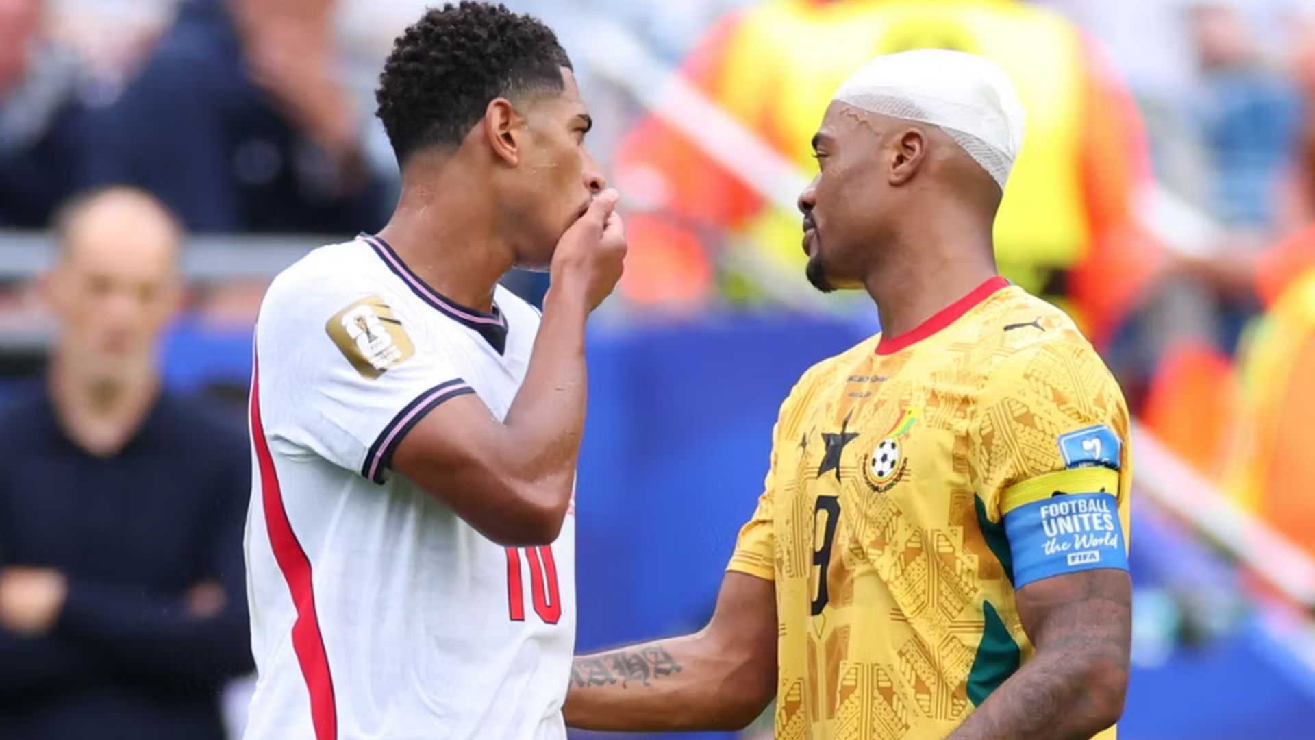 2026年W杯イングランド対ガーナ戦で、ベリンガムが口を覆うも退場せず